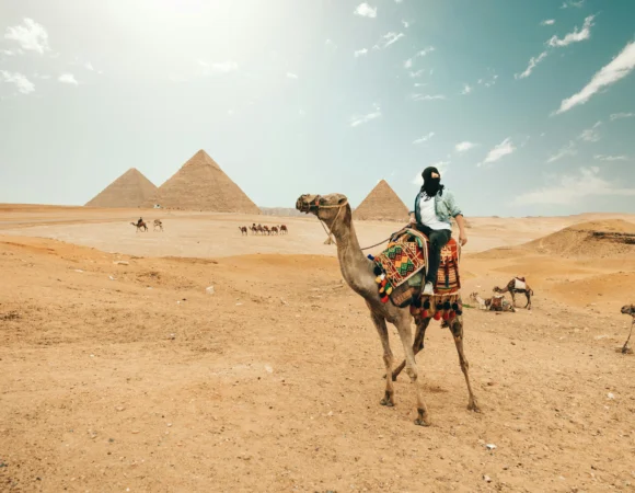 Pyramids & Egyptian Museum Full-Day Tour