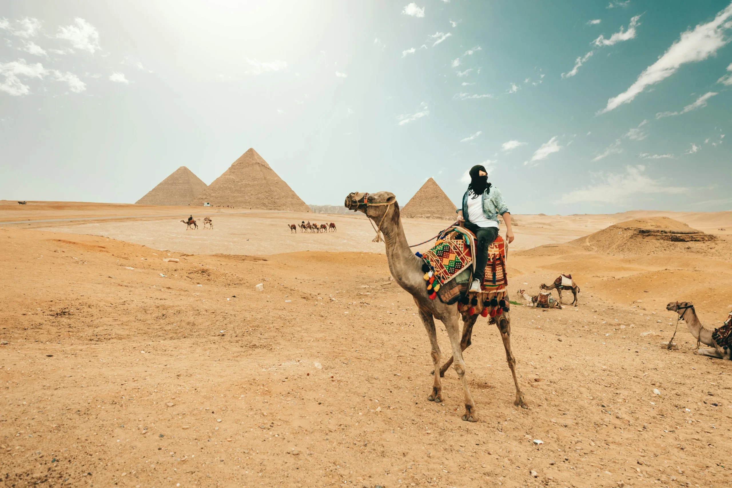Pyramids & Egyptian Museum Full-Day Tour